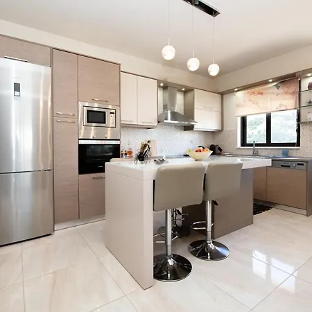 Holiday home Xristina *