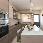 Xristina 度假居 *